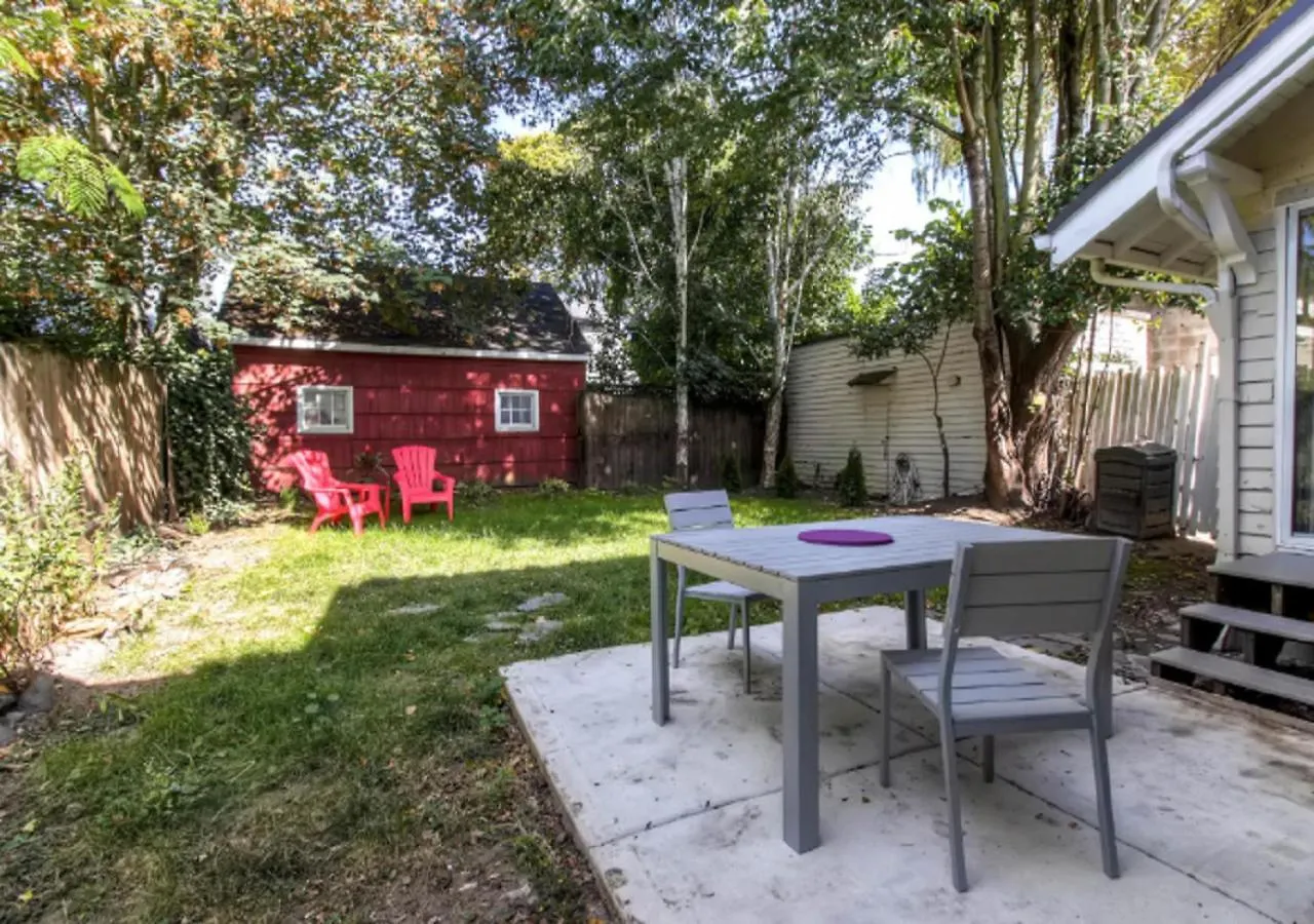 30 Day+ Craftsman; Stroll 2 Food & Downtown! Villa Portland 0*,  United States